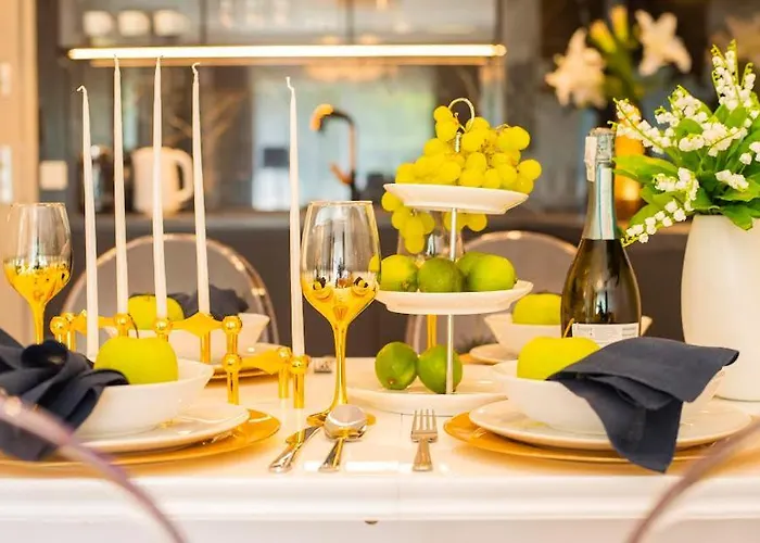 Trevilles - Golden Eye Apartment *